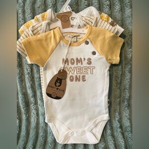 3-6 mos Rabbit & Bear Yellow and White Bodysuit Set